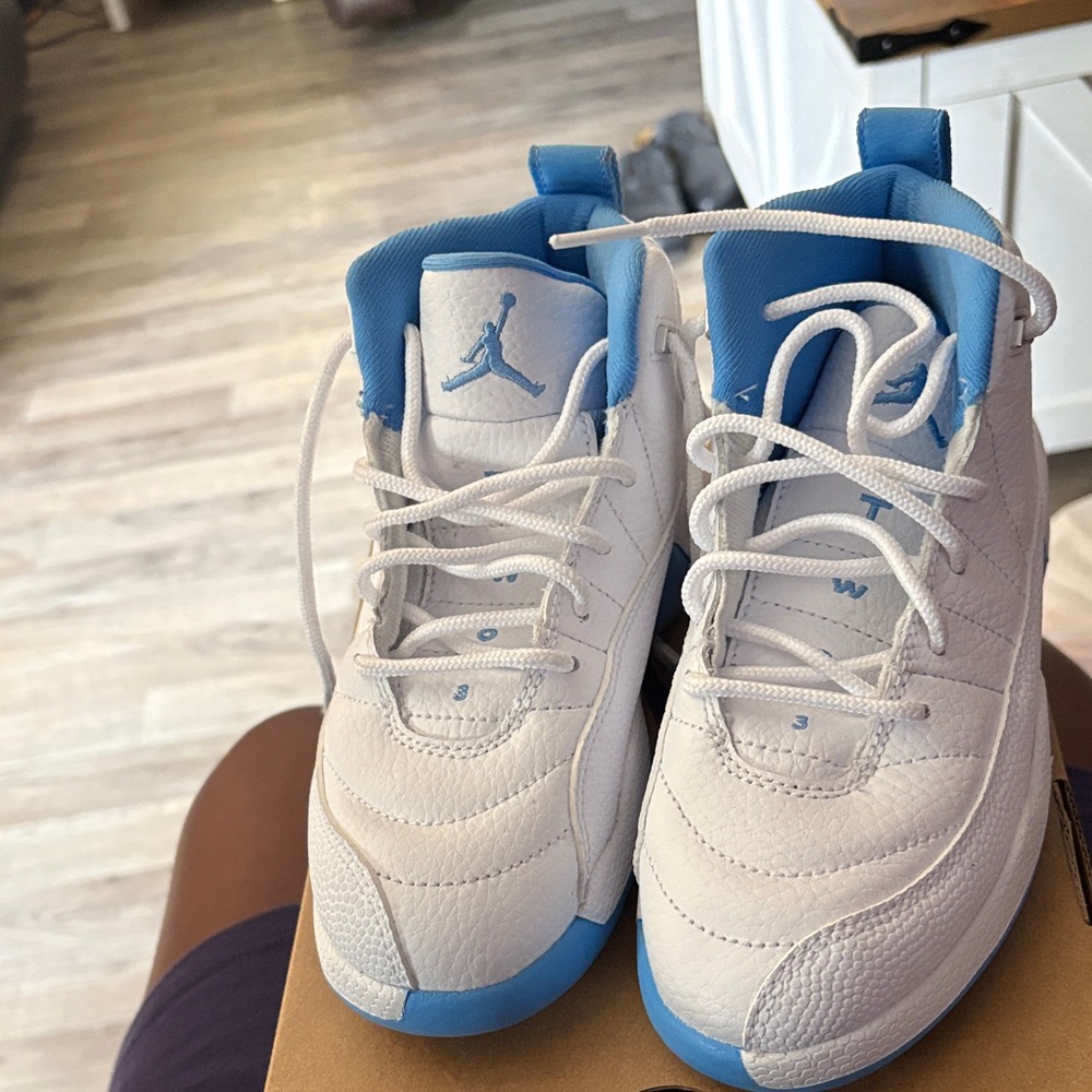 Jordan 12s University Blue n white 13c